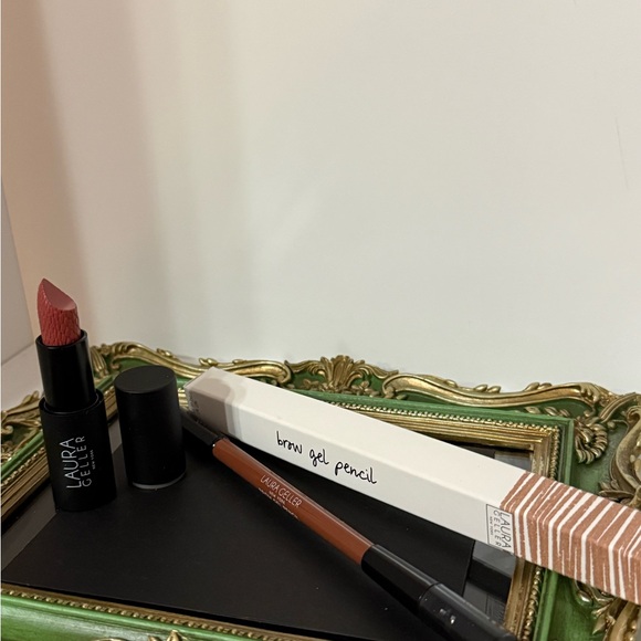 Laura Geller Red Lipstick and Brown Brow Gel Pencil Set - Picture 5 of 6
